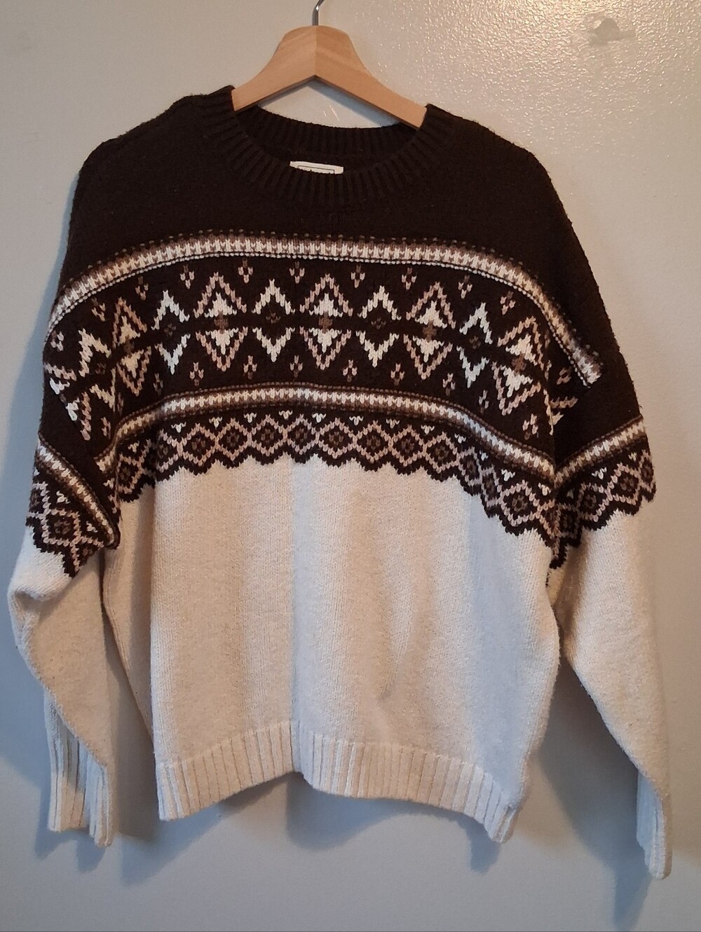 American Eagle Cream And Brown Fair Isle Sweater